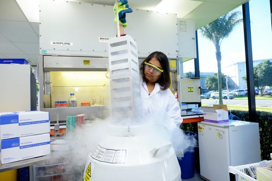 AROA Biosurgery scientist working with regenerative tissue technology in the lab